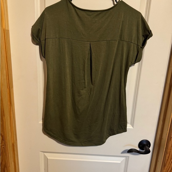 Olive Green Button-Detail Women's Top Size Small - Picture 5 of 6